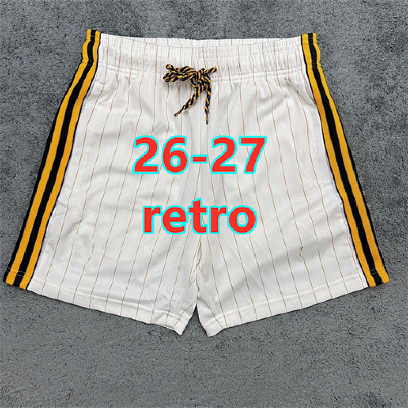 26-27 Manchester United Retro Fans Version Shorts S-2XL