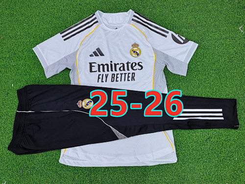 25-26 Real Madrid Home Player Short+pants Kit S-2XL
