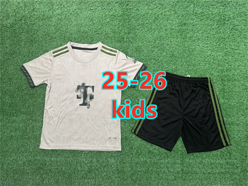25-26 Bayern Special Kids Jersey+shorts Kit 16 -28