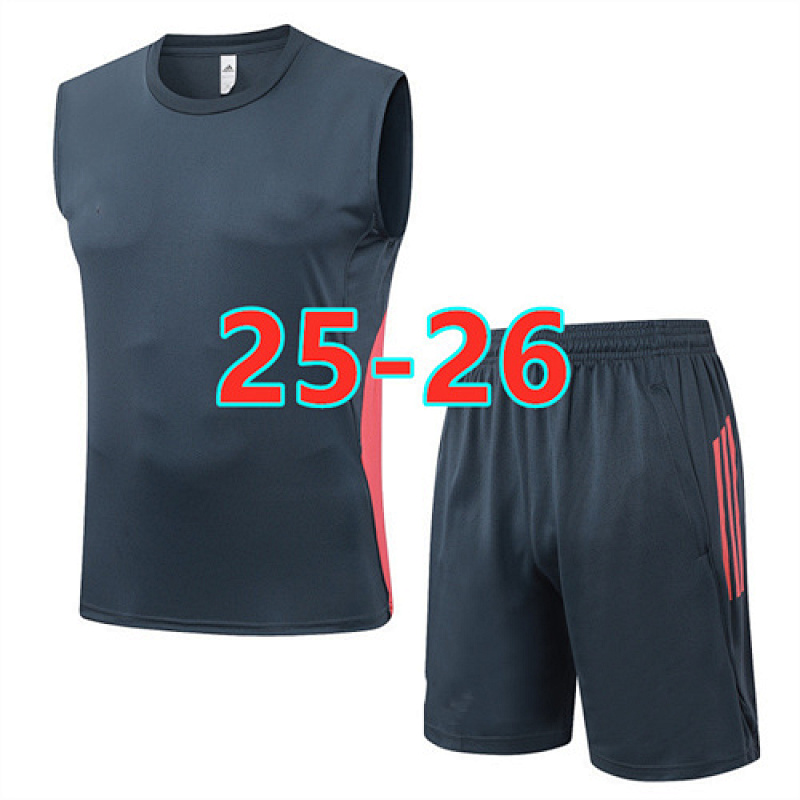 25-26 Bayern Short Sleeve Vest Tracksuit S-2XL