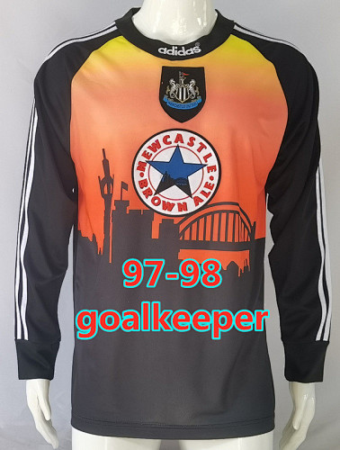 97-98 Newcastle United Goalkeeper Retro Jersey S-2XL