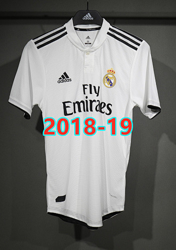 Real Madrid Retro Home Player Jersey S-2XL