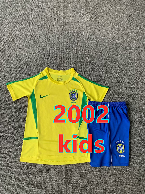 Brazil Home Retro Kids Jersey+shorts 16 -28