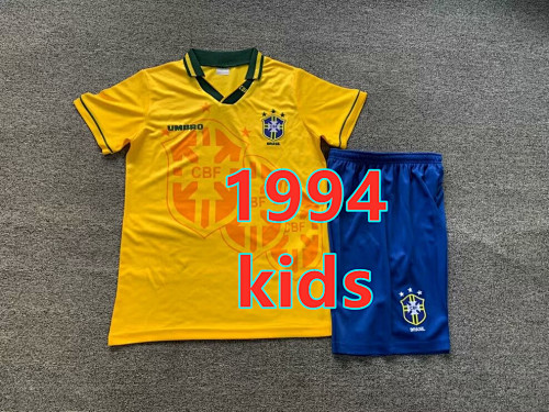 Brazil Home Retro Kids Jersey+shorts Kit 16 -28