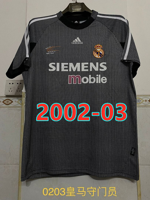 Real Madrid Goalkeeper Retro Jersey S-2XL
