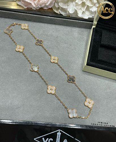 Natural Grey Shell Diamond Ten-Flower Four-Leaf Clover Necklace