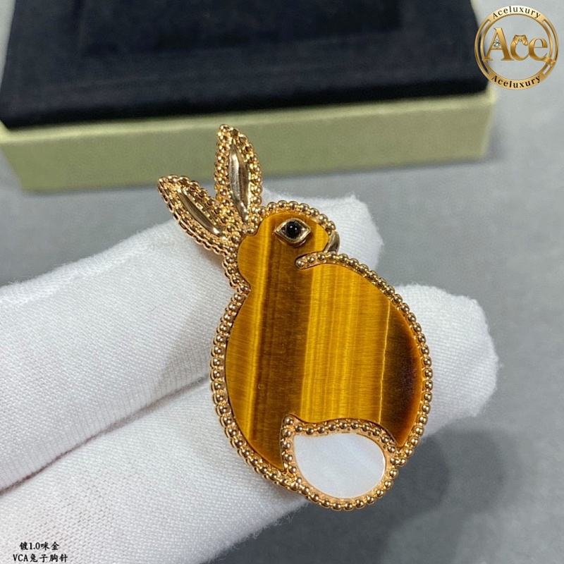 Animal Series Brooches