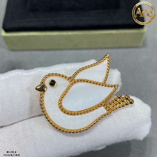 Animal Series Brooches
