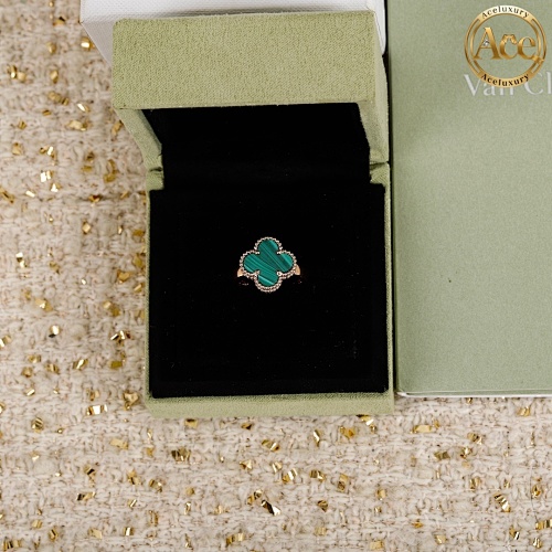 Classic Four-leaf Clover Ring