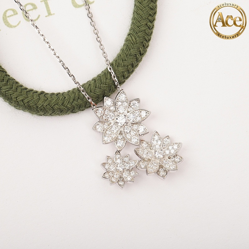 Lotus Necklace