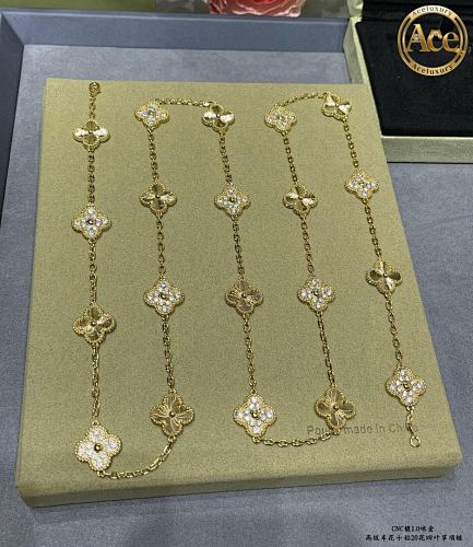 Premium Rhinestone 20-Petal Four-Leaf Clover Necklace