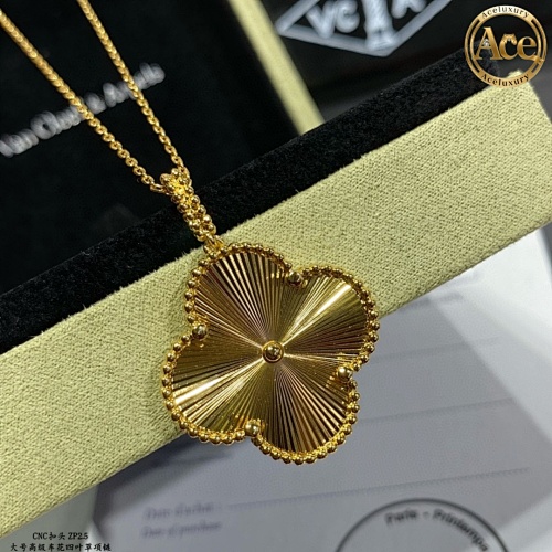 Premium Embroidered Large Four-Leaf Clover Necklace