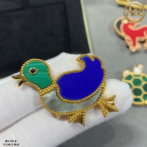 Animal Series Brooches