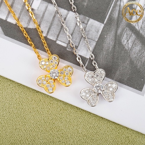 Clover Full Diamond Necklace