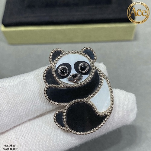 Animal Series Brooches