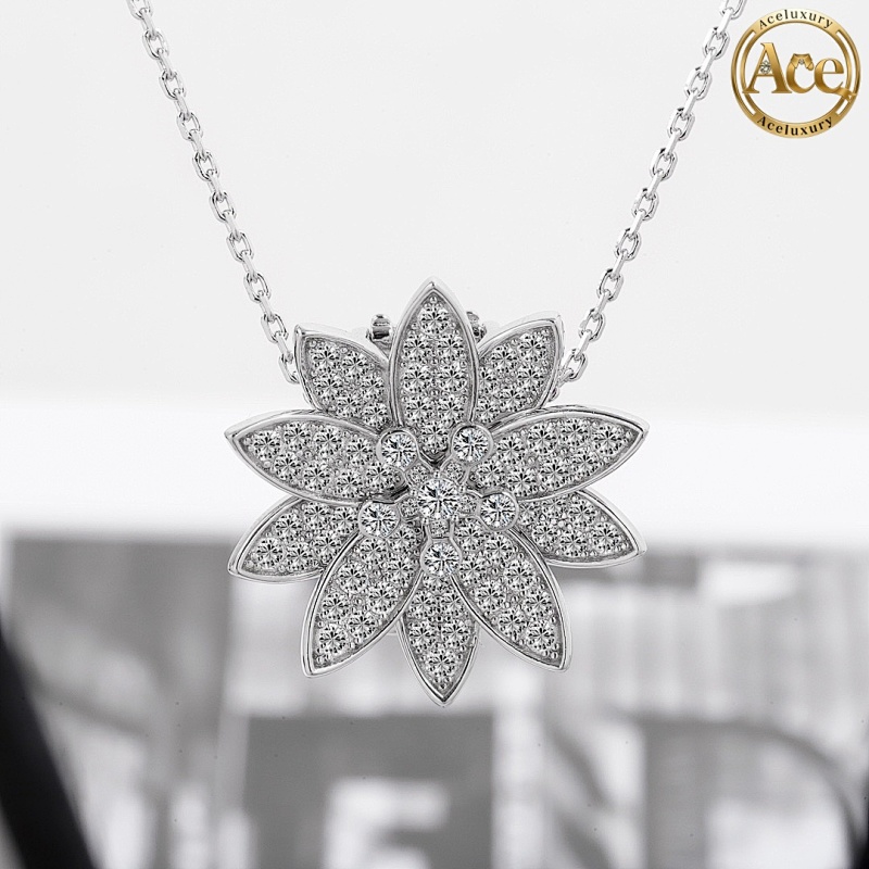 Lotus Necklace