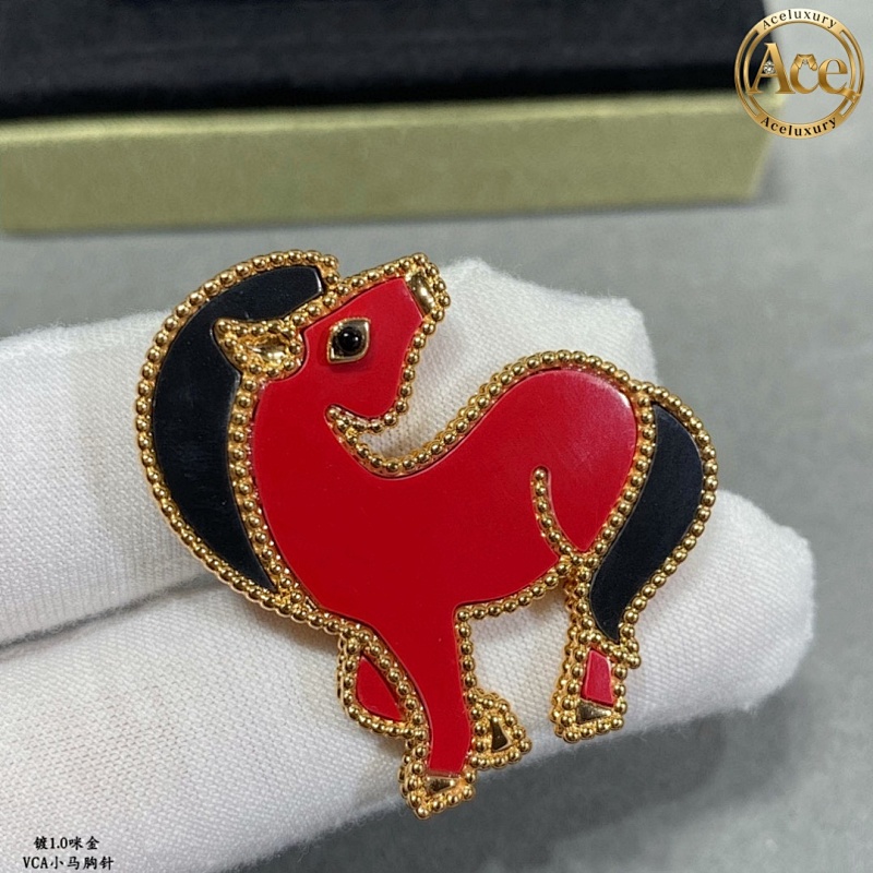 Animal Series Brooches
