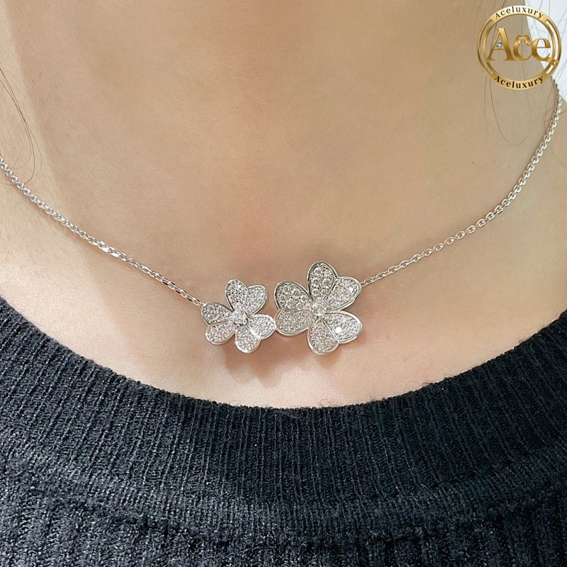 Double Flower Clover Necklace