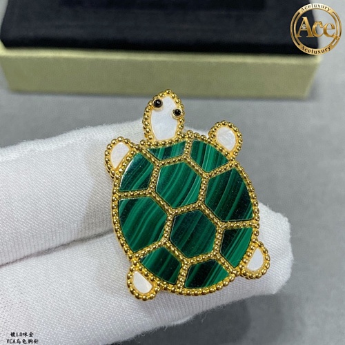 Animal Series Brooches
