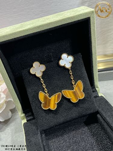 Butterfly And Two Flowers Ear Slap