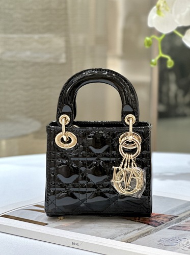 Card holder from Agentluxe