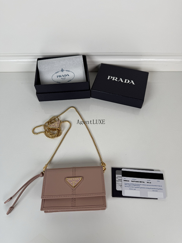 Prada P Saffiano 11.5 X8 X2.5cm