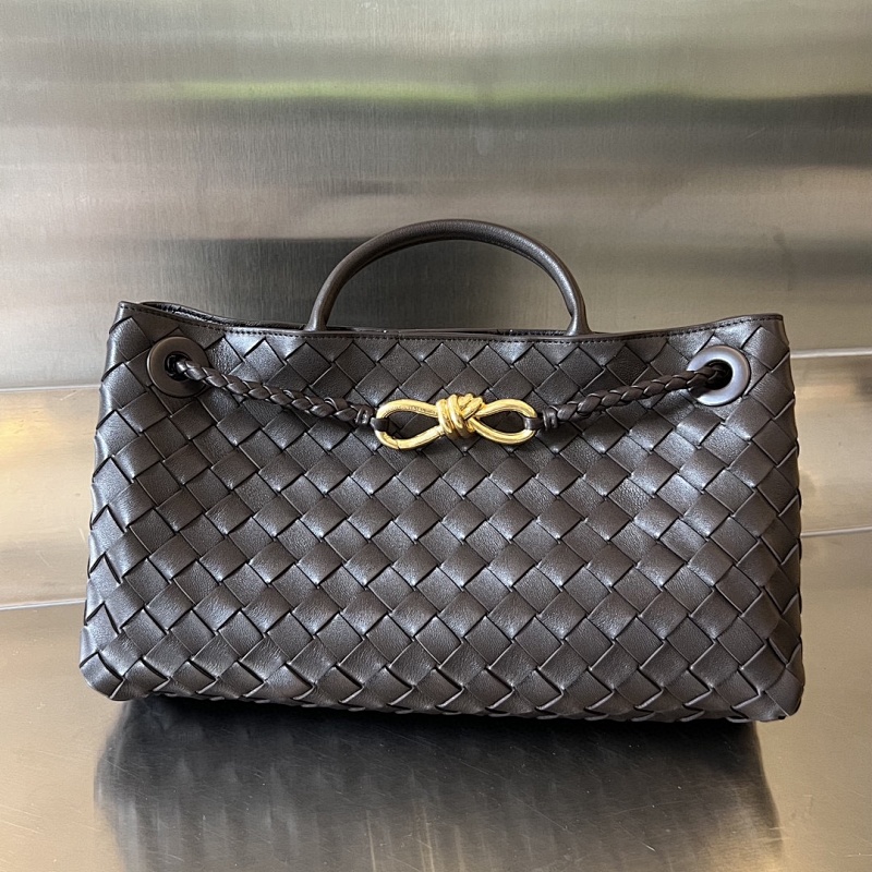 Bottega Veneta Andiamo Nappa