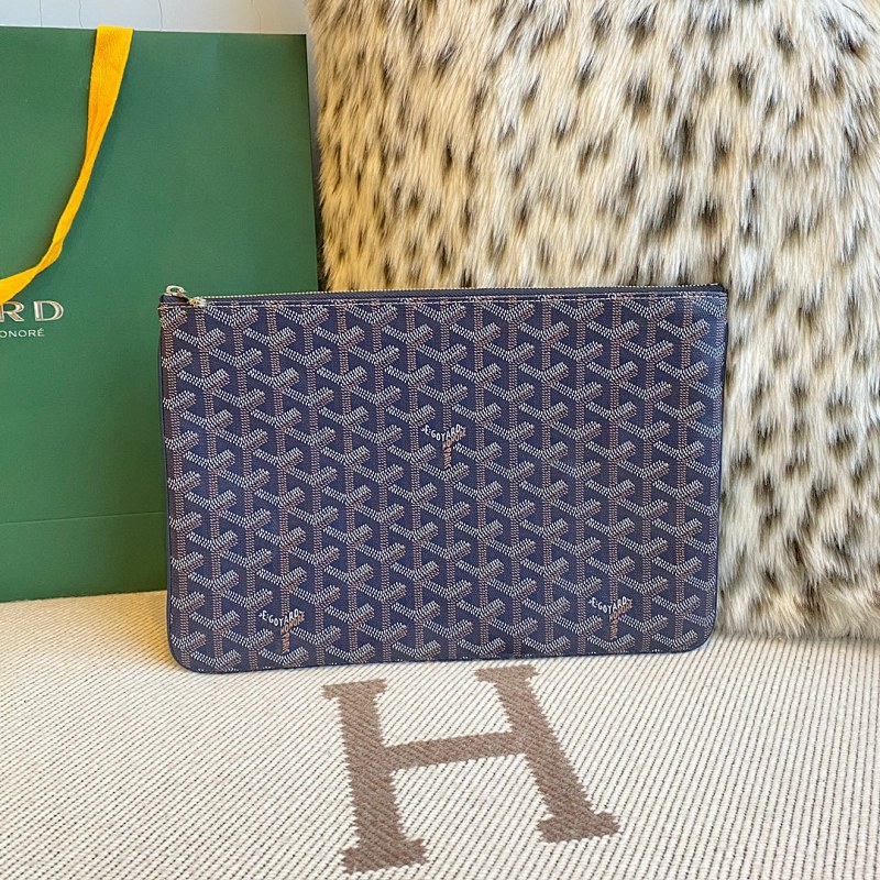Goyard clutch