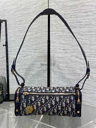 Louis Vuitton Journey Hobo