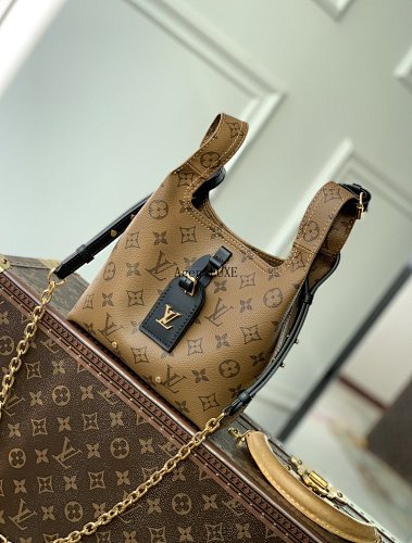 Louis Vuitton Atlantis BB Monogram Reverse LV 17.0 X 17.0 X 7.0