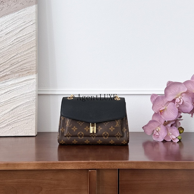 Louis Vuitton messenger bag