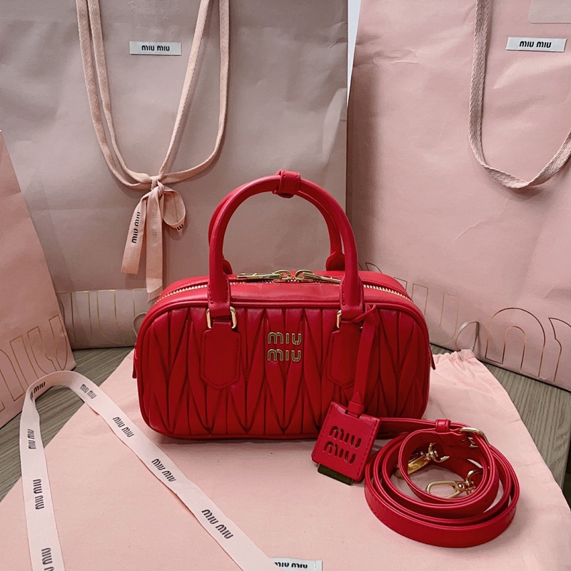 M Miu Matelasse 22X10.5X7.5Cm
