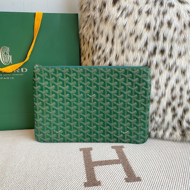 Goyard clutch