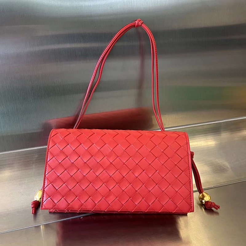 Trio Pouch ON Strap