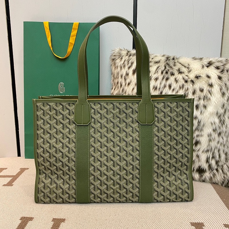 Goyard tote bag