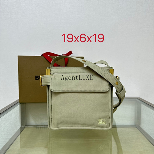 B Burberry Trench B 19x6x19