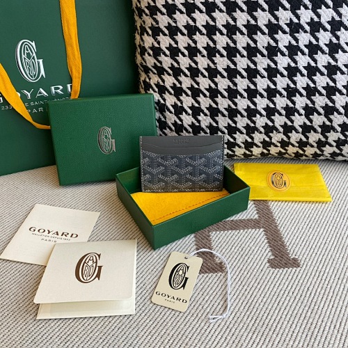 Card holder from Agentluxe