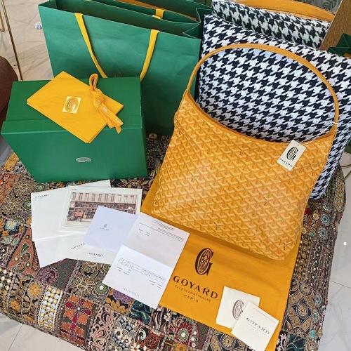Goyard shoulder bag