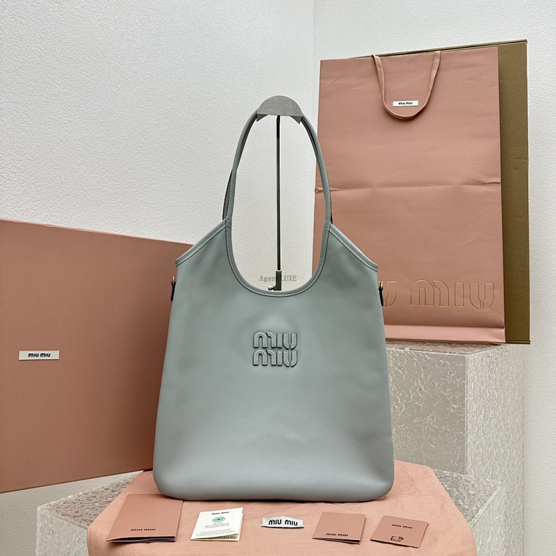 MiuMi Tote