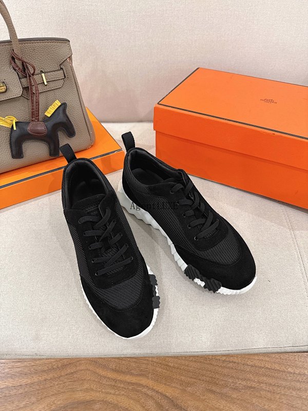 Bouncing New Arrival