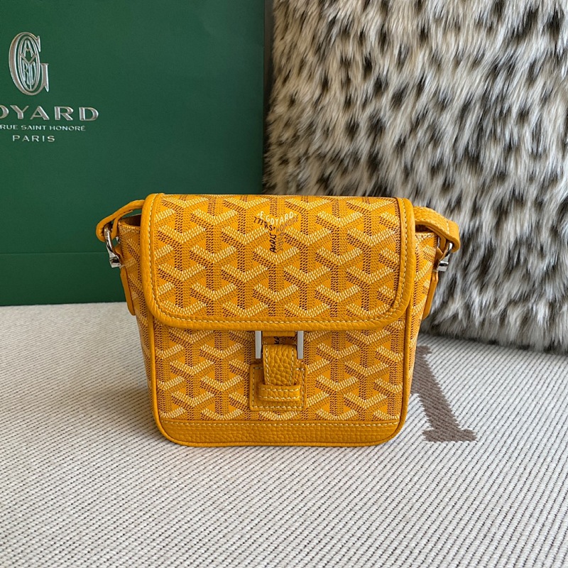 Goyard Beluga Mini