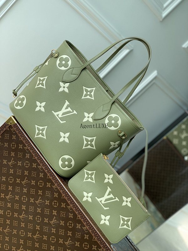 Louis Vuitton Neverfull Monogram Empreinte Giant Monogram 31.0 X 28.0 X 14.0