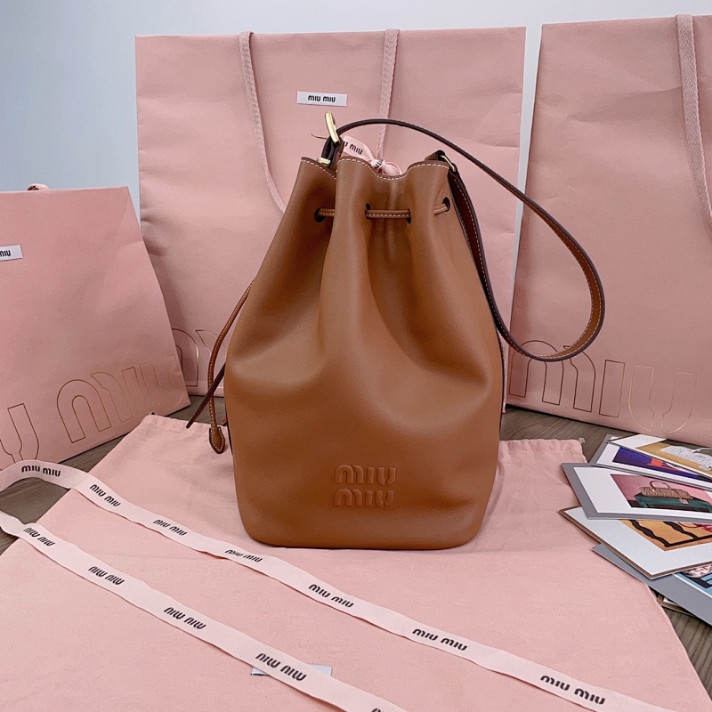 Miu Logo 29X17Cm