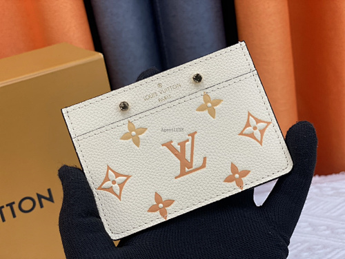 Card holder from Agentluxe