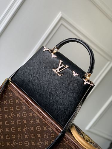 Louis Vuitton Capucines Flower Crown Taurillon Monogram LV 31.5 21 11