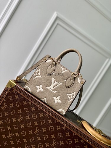 Louis Vuitton OnTheGo BB Monogram Empreinte Monogram 18.0 X 15.0 X 8.5
