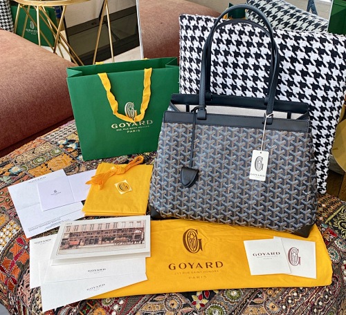 Goyard Bellechasse