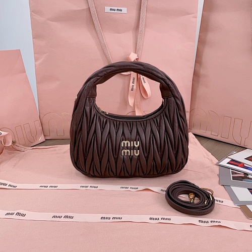 MiuMiu MiuWander Matelasse 23X13X7