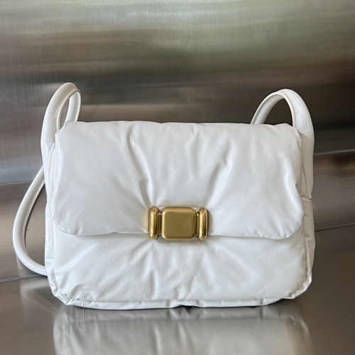 Bottega Veneta 29x19x9.5