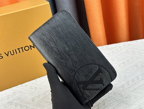 Louis Vuitton Monogram Vivienne Holidays Vivienne